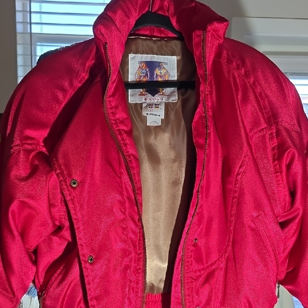 Descente Graphic Label Jacket